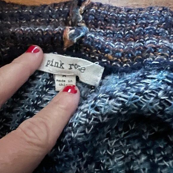 Comfy pattern sweater - Picture 2 of 3